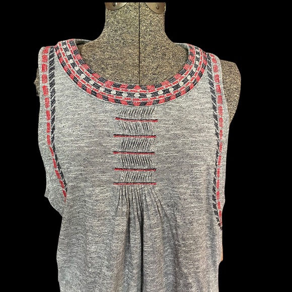 Lucky Brand top. Size L - Picture 4 of 6